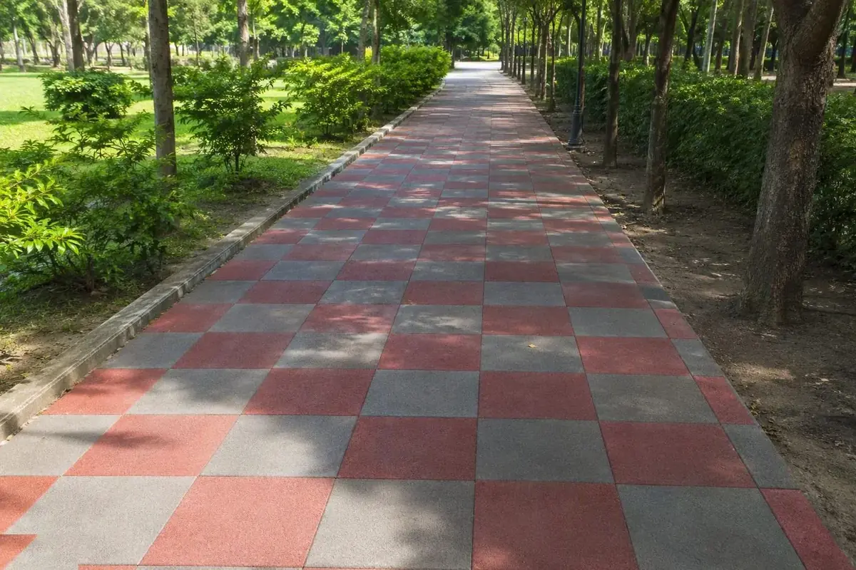 Sixteen-Checker Tile — photo 3