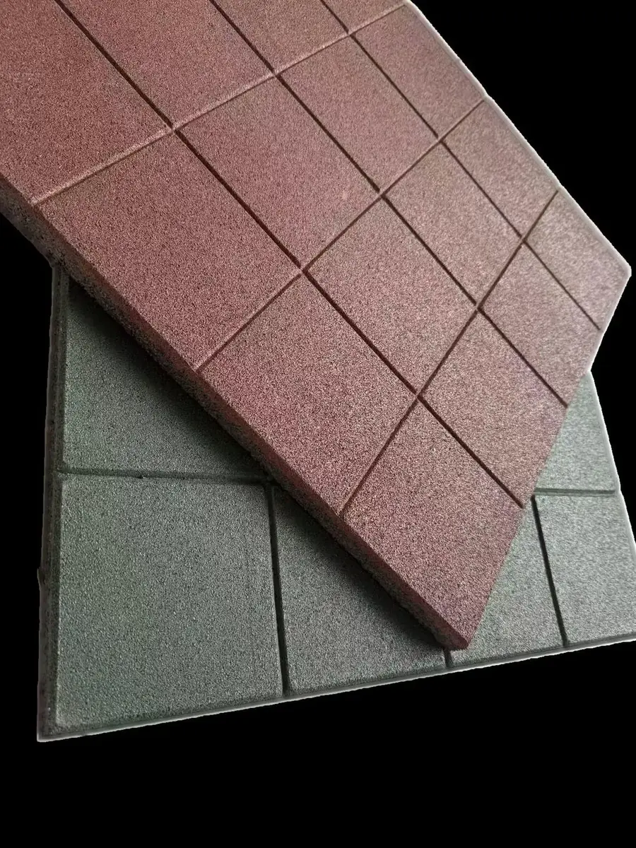 Sixteen-Checker Tile