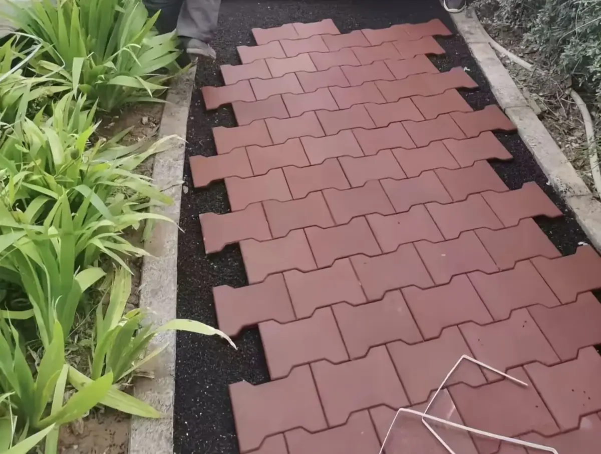 I-Shape (Dog-Bone) Paver — photo 2