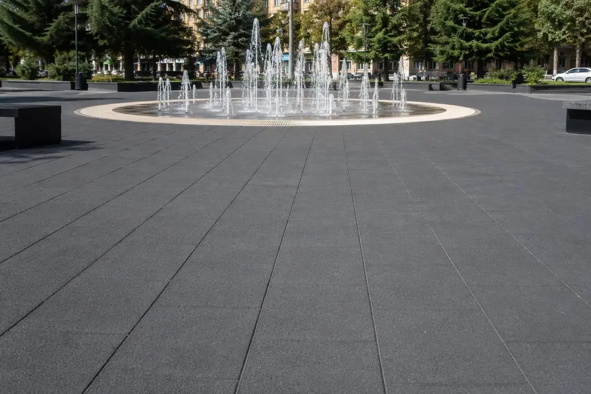 Plaza Tile 406 — photo 3